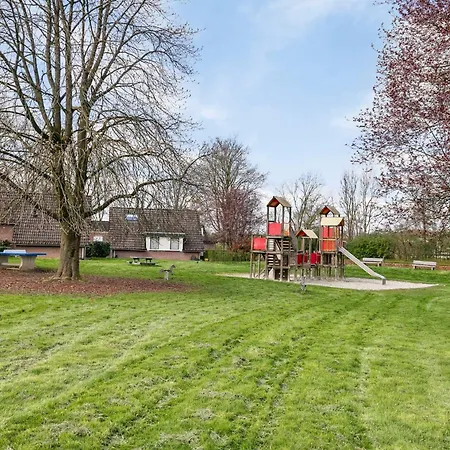 118 Bungalowpark Симпелвелд